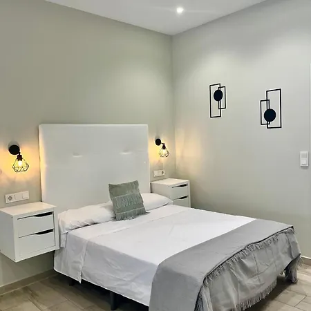 Califa Suitesgp * Кордова